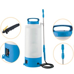 Portable electric sprayer
