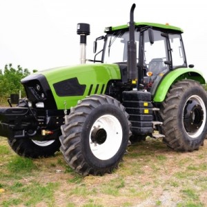 Large power tractor 180HP 4WD Tractor Big Tractor