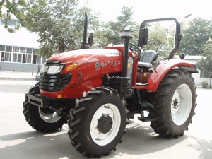 70HP 4WD Farm Agricultural Middle Wheeled Tractor