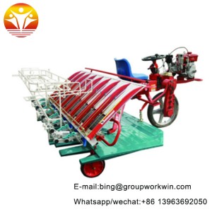 Self-propelled rice transplanter